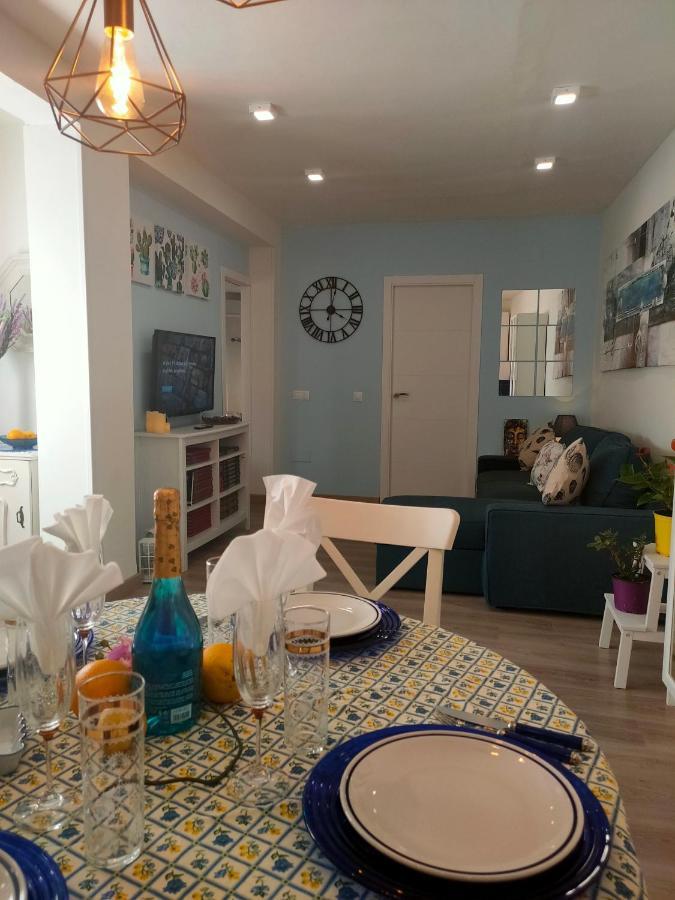 Lagunillas Voyager Apartment By Namaste Elite Malaga Ngoại thất bức ảnh